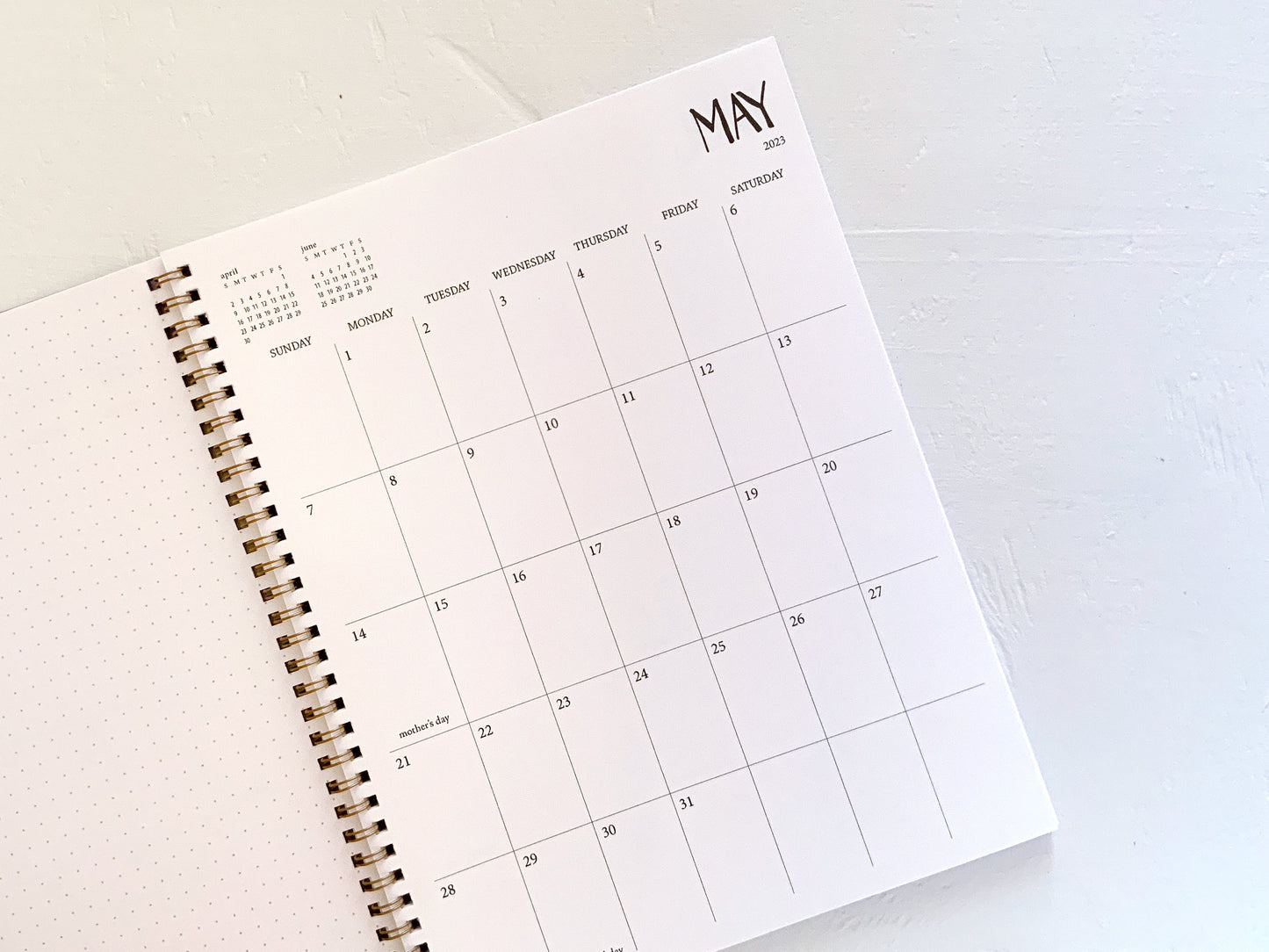 large monthly spiral planner | 1 page per month