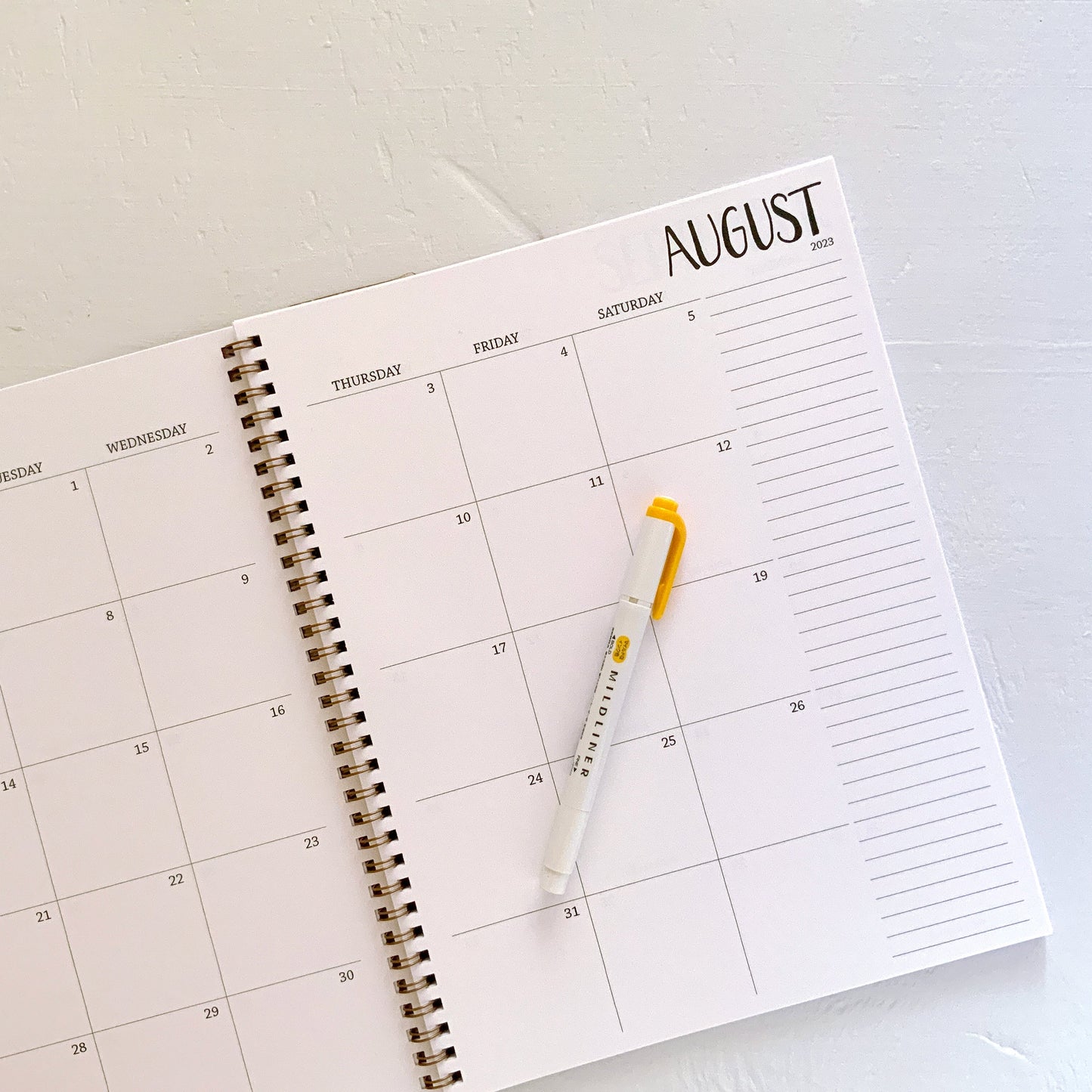 large monthly spiral planner | 2 pages per month