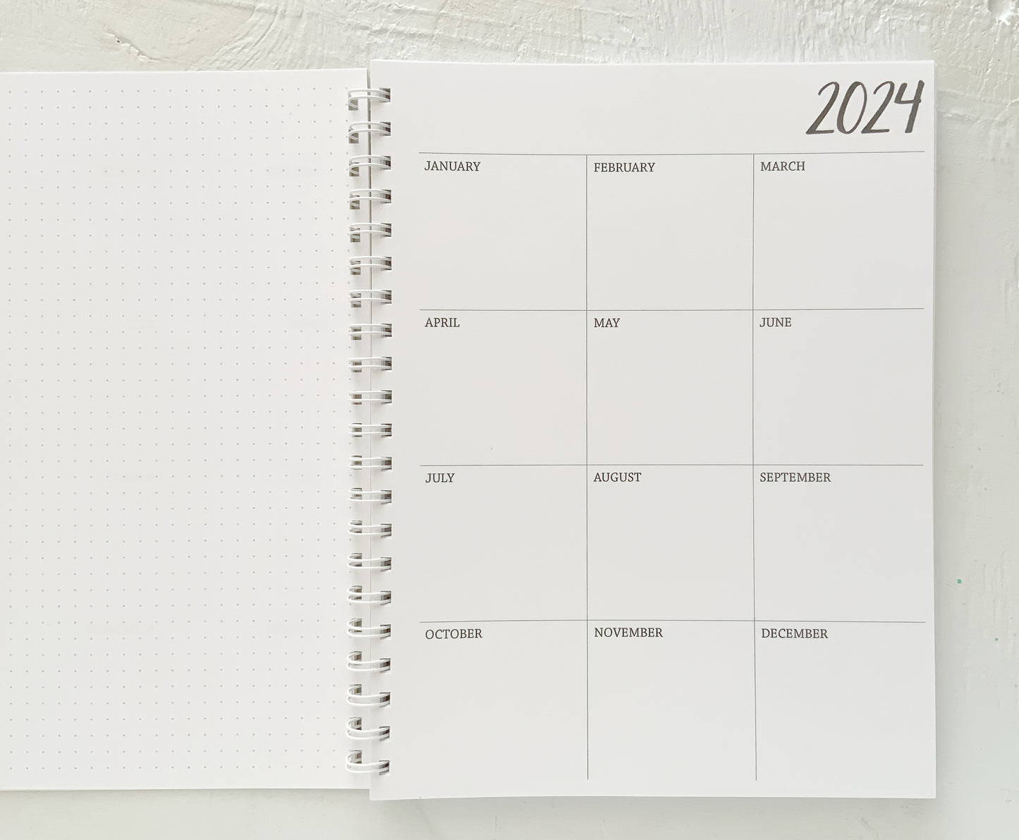 5 year large monthly spiral planner - start any month | 1 page per month