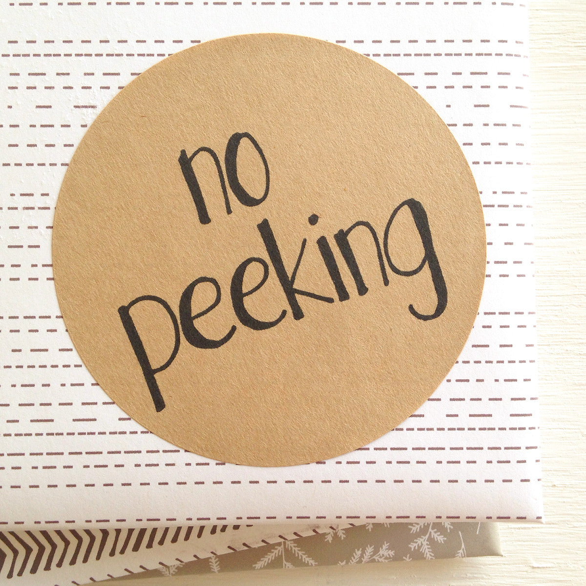 kraft large circle stickers - no peeking