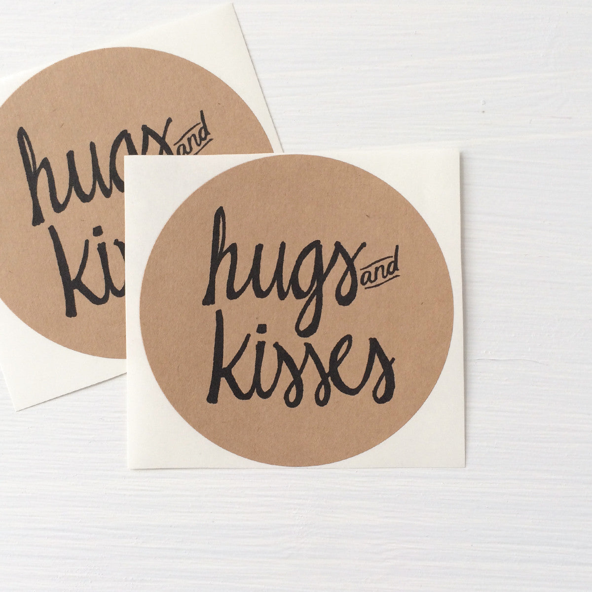 kraft large circle stickers - hugs and kisses