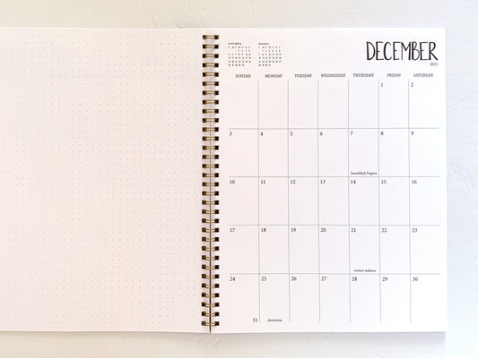 large monthly spiral planner | 1 page per month