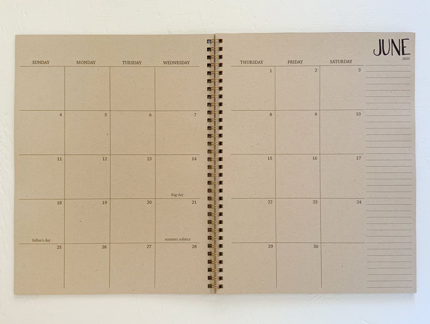 large kraft monthly spiral planner | page in between months