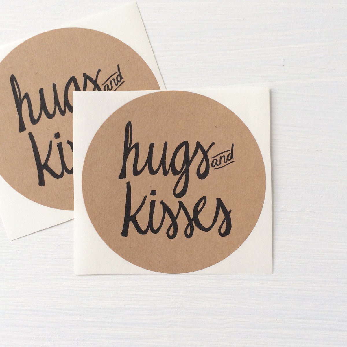 kraft large circle stickers - hugs and kisses